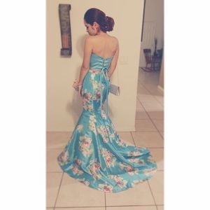 Prom dress